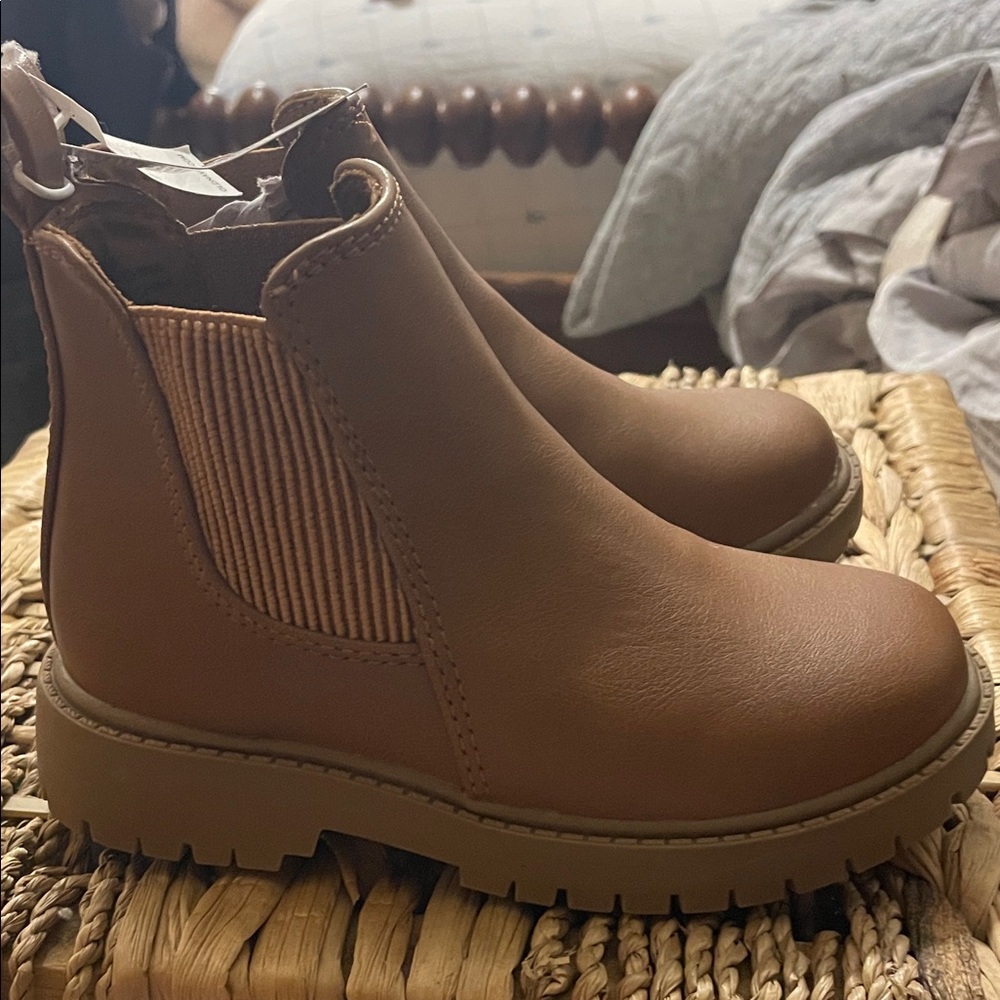 Old Navy Kids Brown Ankle Boots